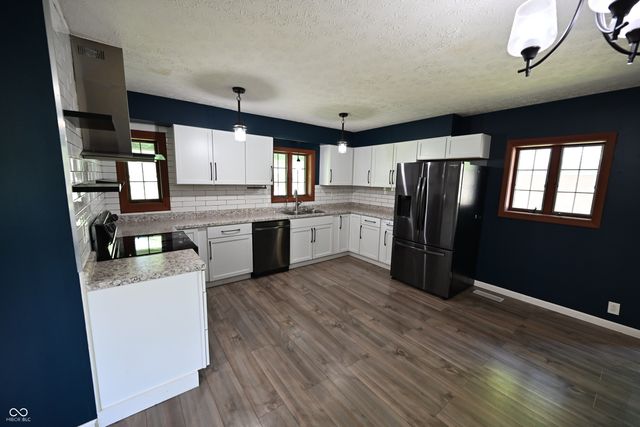 957 E Cragmont Drive, Indianapolis, IN 46227