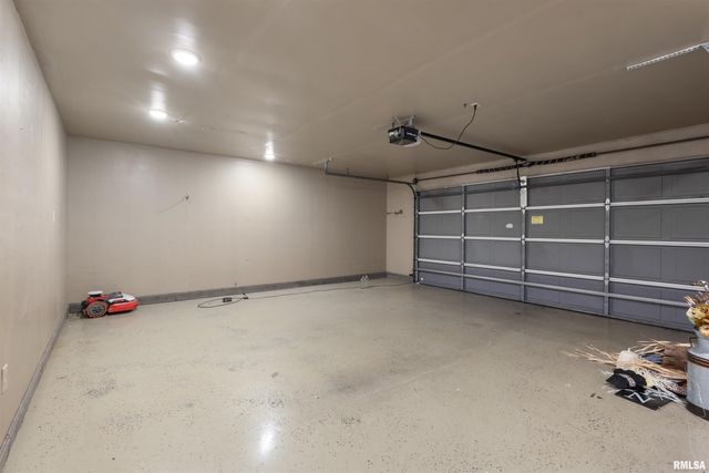 3029 TEAKWOOD Drive, Herrin, IL 62948