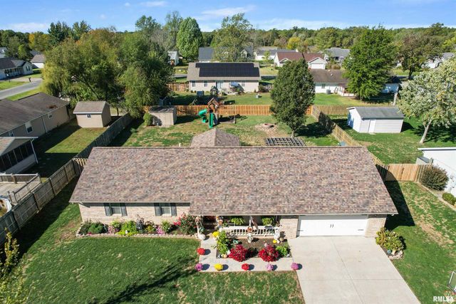 3029 TEAKWOOD Drive, Herrin, IL 62948