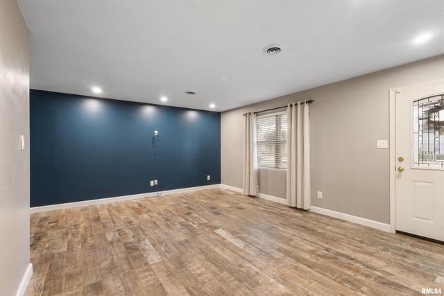 3029 TEAKWOOD Drive, Herrin, IL 62948