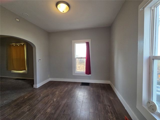 1118 2nd Avenue SW, Cedar Rapids, IA 52404