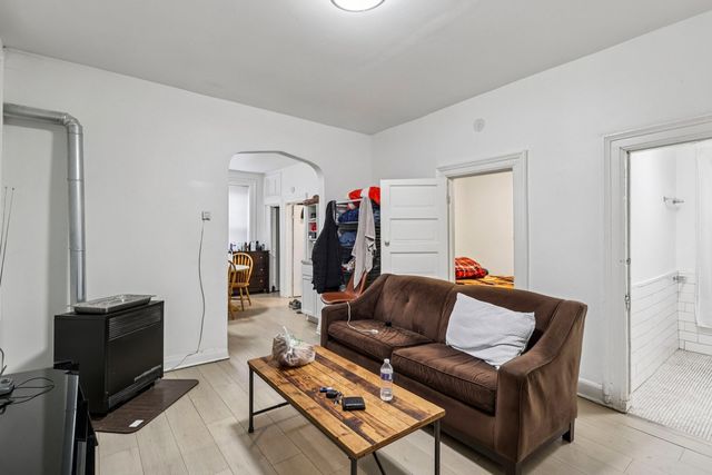 1908 S Loomis Street, Chicago, IL 60608