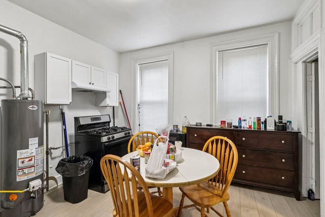 1908 S Loomis Street, Chicago, IL 60608