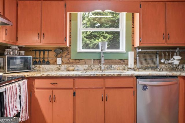 660 Mount Zion Road NE, Resaca, GA 30735