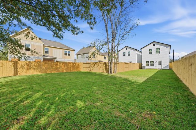 6109 Haight Street, Houston, TX 77028