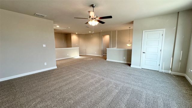 10800 BLACK ONYX Drive, Fort Worth, TX 76036