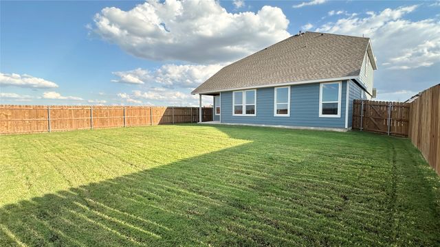 10800 BLACK ONYX Drive, Fort Worth, TX 76036