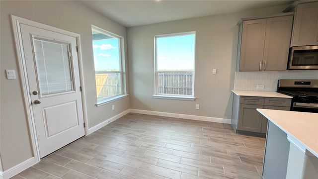 10800 BLACK ONYX Drive, Fort Worth, TX 76036