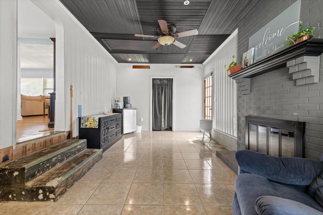 3600 Lake Vista Drive, Chattanooga, TN 37416