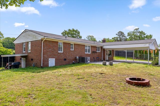 3600 Lake Vista Drive, Chattanooga, TN 37416