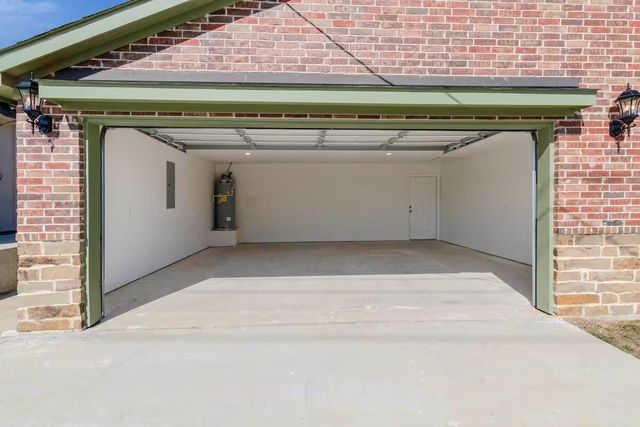 2310 Dalworth Street, Grand Prairie, TX 75050