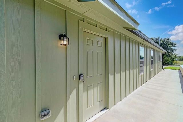 2310 Dalworth Street, Grand Prairie, TX 75050