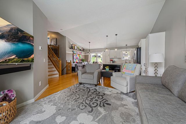 1435 Springwood Lane, Faribault, MN 55021