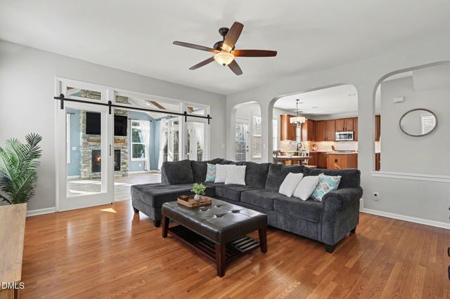 2605 Bloomsberry Ridge Drive, Fuquay Varina, NC 27526