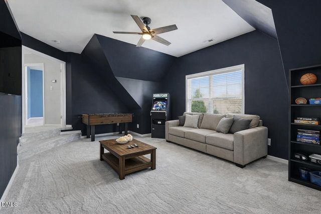 2605 Bloomsberry Ridge Drive, Fuquay Varina, NC 27526