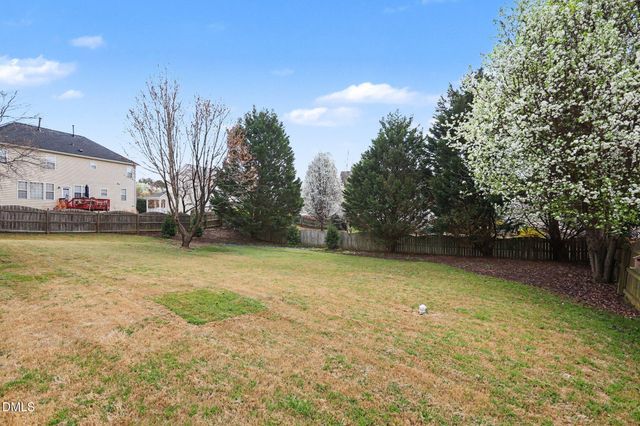 2605 Bloomsberry Ridge Drive, Fuquay Varina, NC 27526