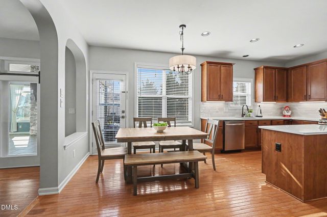 2605 Bloomsberry Ridge Drive, Fuquay Varina, NC 27526