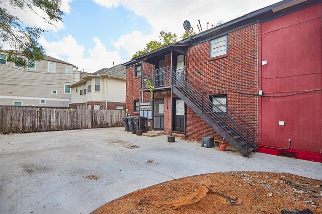 1320 W Pierce Street 4, Houston, TX 77019