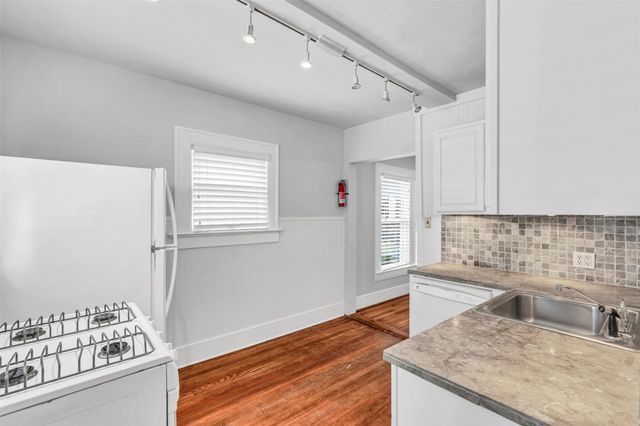 1320 W Pierce Street 4, Houston, TX 77019