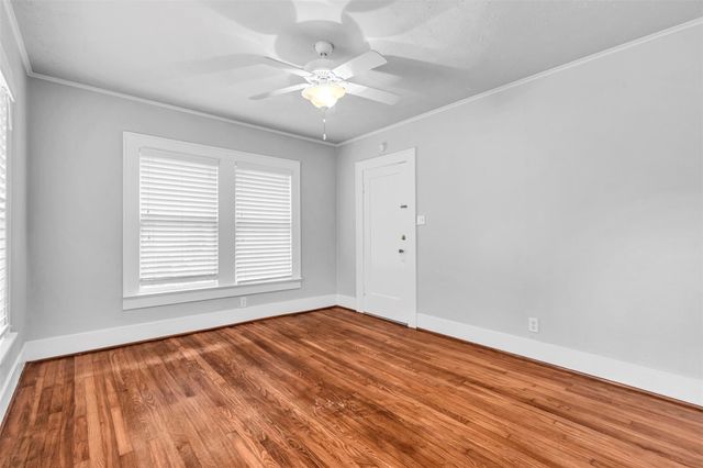 1320 W Pierce Street 4, Houston, TX 77019