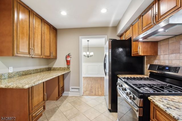 100 Old Fort Rd, Bernardsville Boro, NJ 07924