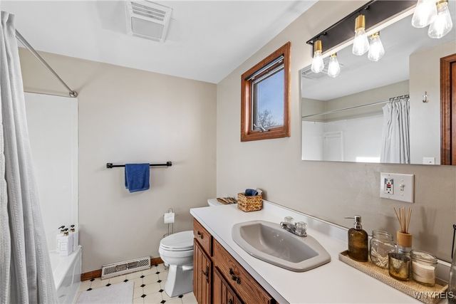 34 Wanakah, Hamburg, NY 14075