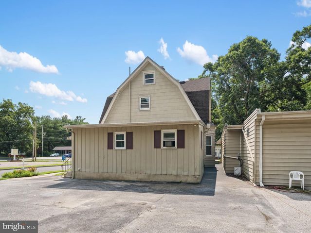 501 12TH ST ETC, Hammonton, NJ 08037