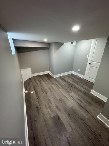 134 W RUSCOMB ST, Philadelphia, PA 19120