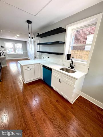 134 W RUSCOMB ST, Philadelphia, PA 19120
