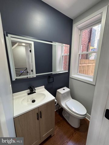 134 W RUSCOMB ST, Philadelphia, PA 19120
