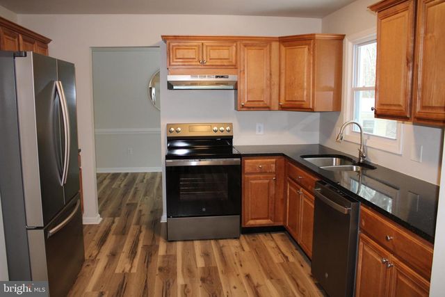 11816 RUTHERFORD DR, Fredericksburg, VA 22407