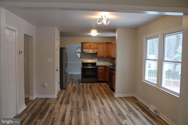 11816 RUTHERFORD DR, Fredericksburg, VA 22407