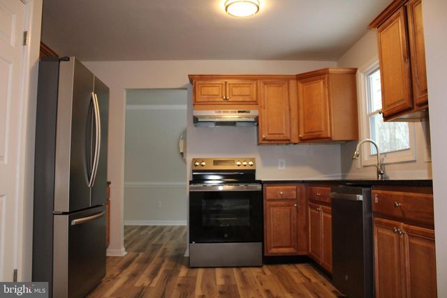 11816 RUTHERFORD DR, Fredericksburg, VA 22407