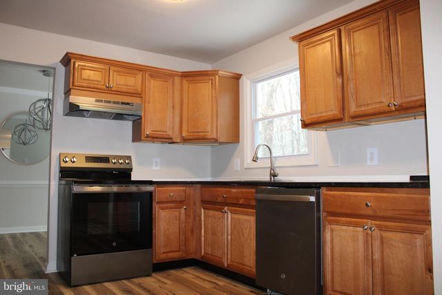 11816 RUTHERFORD DR, Fredericksburg, VA 22407