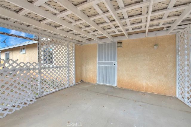 22133 Thunderbird, Apple Valley, CA 92307