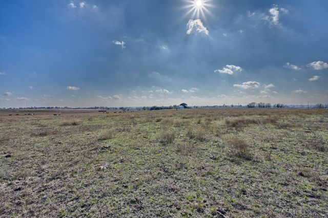 4898 Fm 2502, Industry, TX 78944