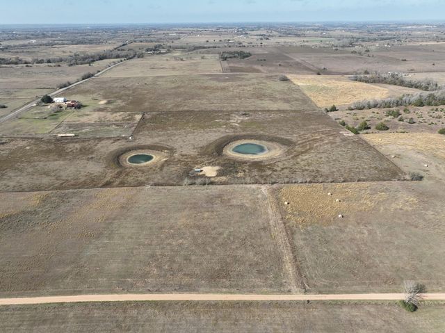 4898 Fm 2502, Industry, TX 78944