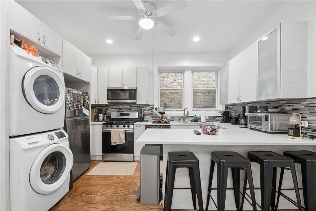 852 N Hoyne Avenue, Chicago, IL 60622 — photo 3