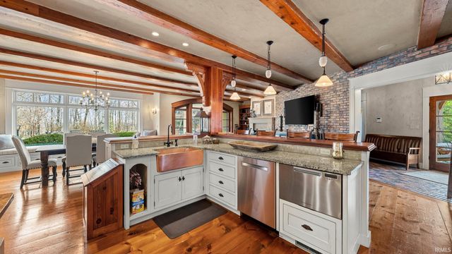 1895 Gun Club Road, Jasper, IN 47546