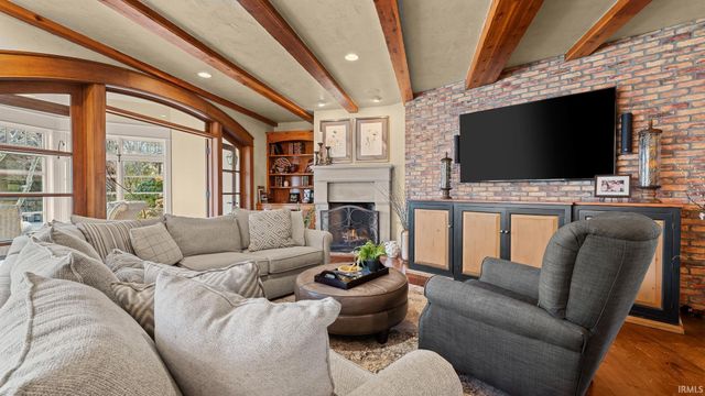 1895 Gun Club Road, Jasper, IN 47546