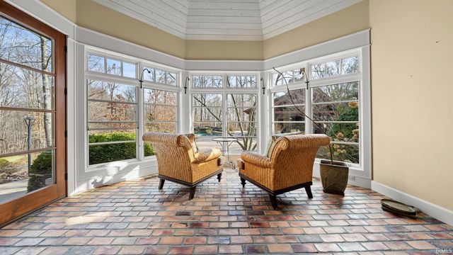 1895 Gun Club Road, Jasper, IN 47546