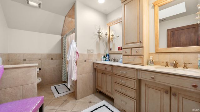 1895 Gun Club Road, Jasper, IN 47546