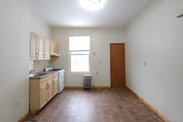 683 Woodward Avenue, Ridgewood, NY 11385