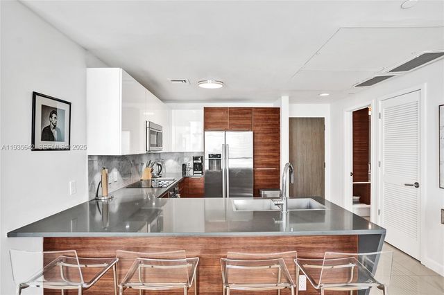 601 NE 27th St 1507, Miami, FL 33137