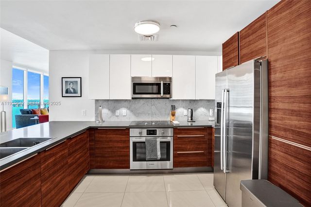 601 NE 27th St 1507, Miami, FL 33137