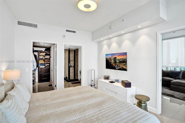 601 NE 27th St 1507, Miami, FL 33137