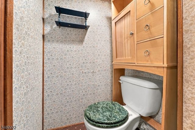 15 Candy Ct, Edison Twp., NJ 08817