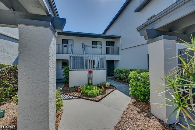 17451 Blueberry Hill DR C, Fort Myers, FL 33908