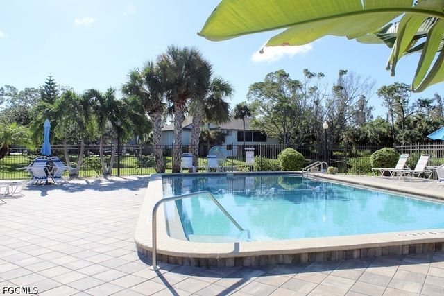 17451 Blueberry Hill DR C, Fort Myers, FL 33908