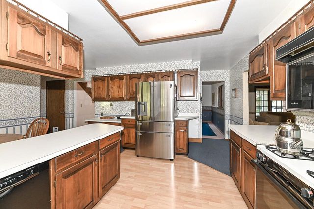 8866 Greenmeadow LANE, Greendale, WI 53129